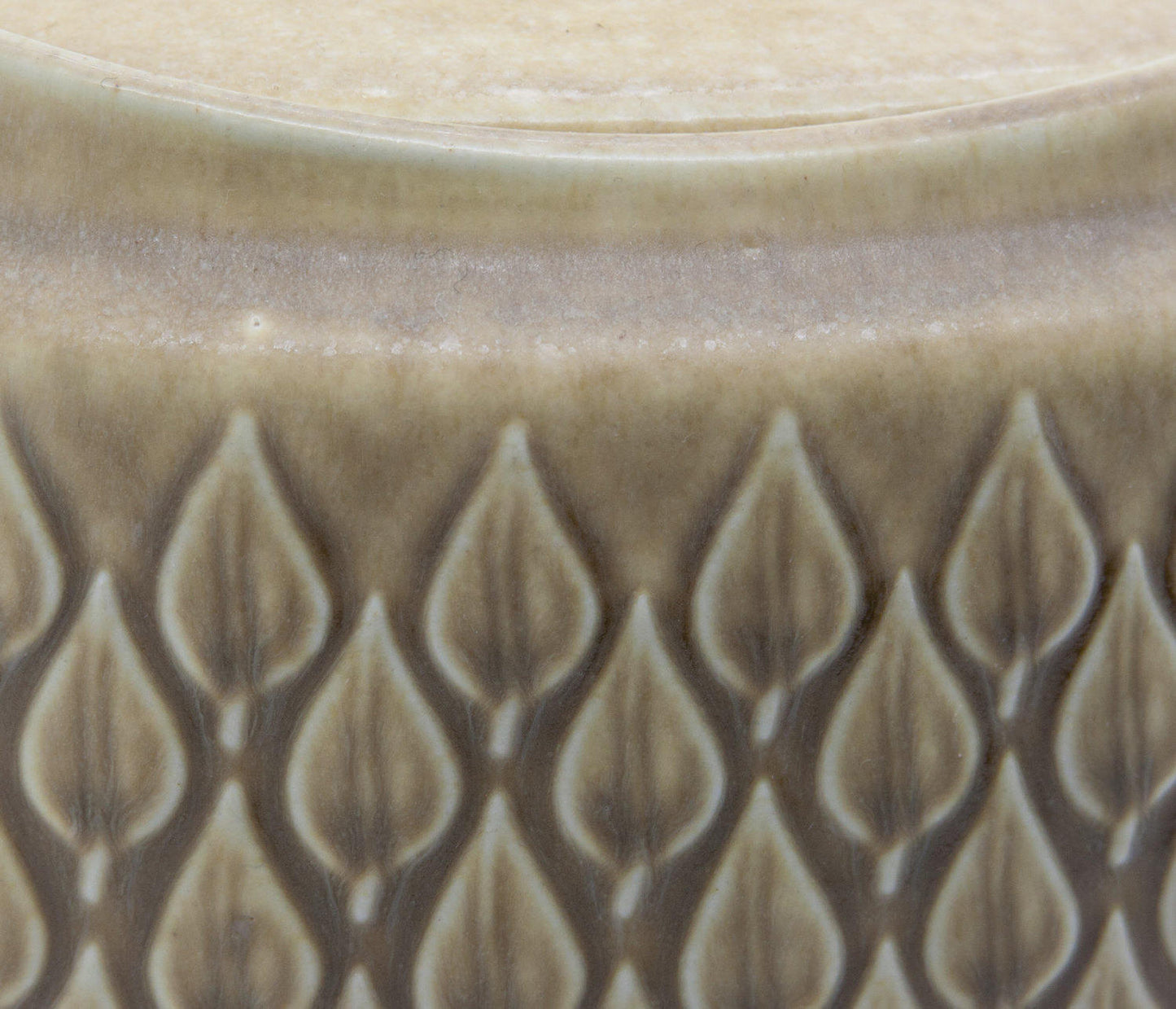 Kronjyden JENS HARALD QUISTGAARD Tableware RELIEF Stoneware Teapot Mollaris.com 