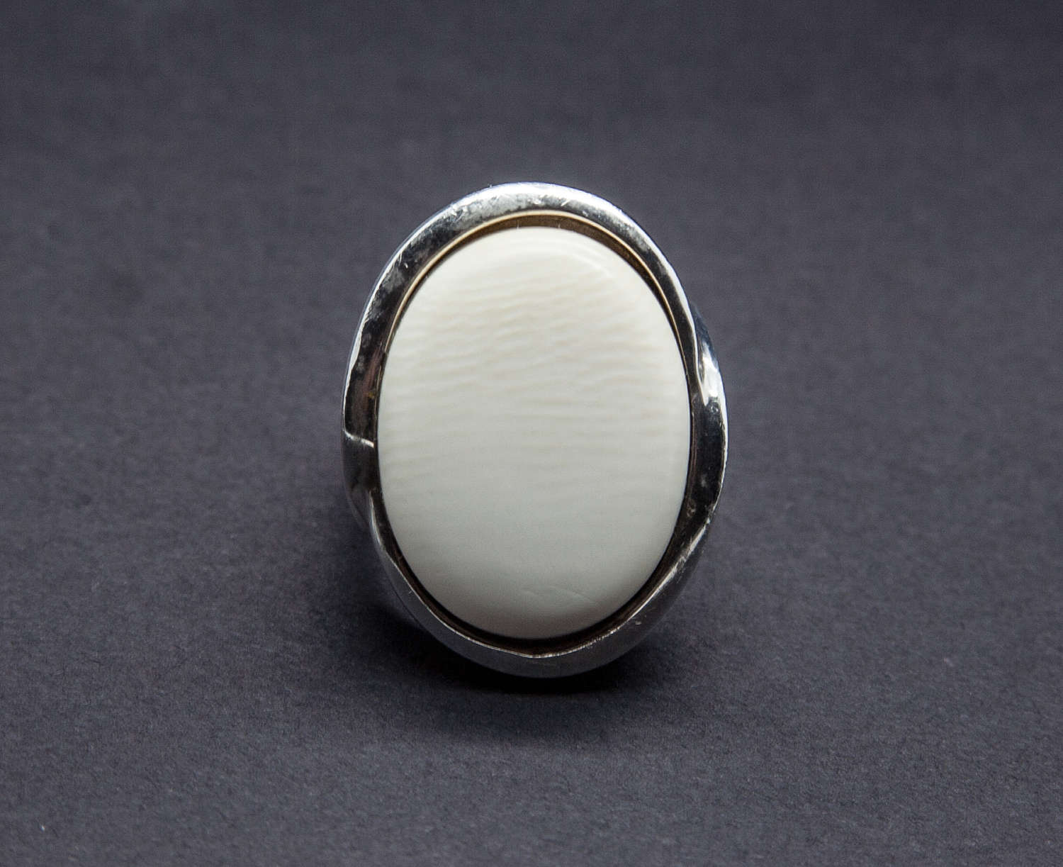 NIELS ERIK FROM Modernist Faux Ivory Cabochon Solid Sterling Silver Ring (925S) Mollaris.com 