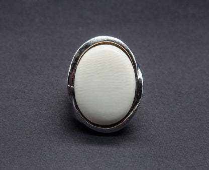 NIELS ERIK FROM Modernist Faux Ivory Cabochon Solid Sterling Silver Ring (925S) Mollaris.com 