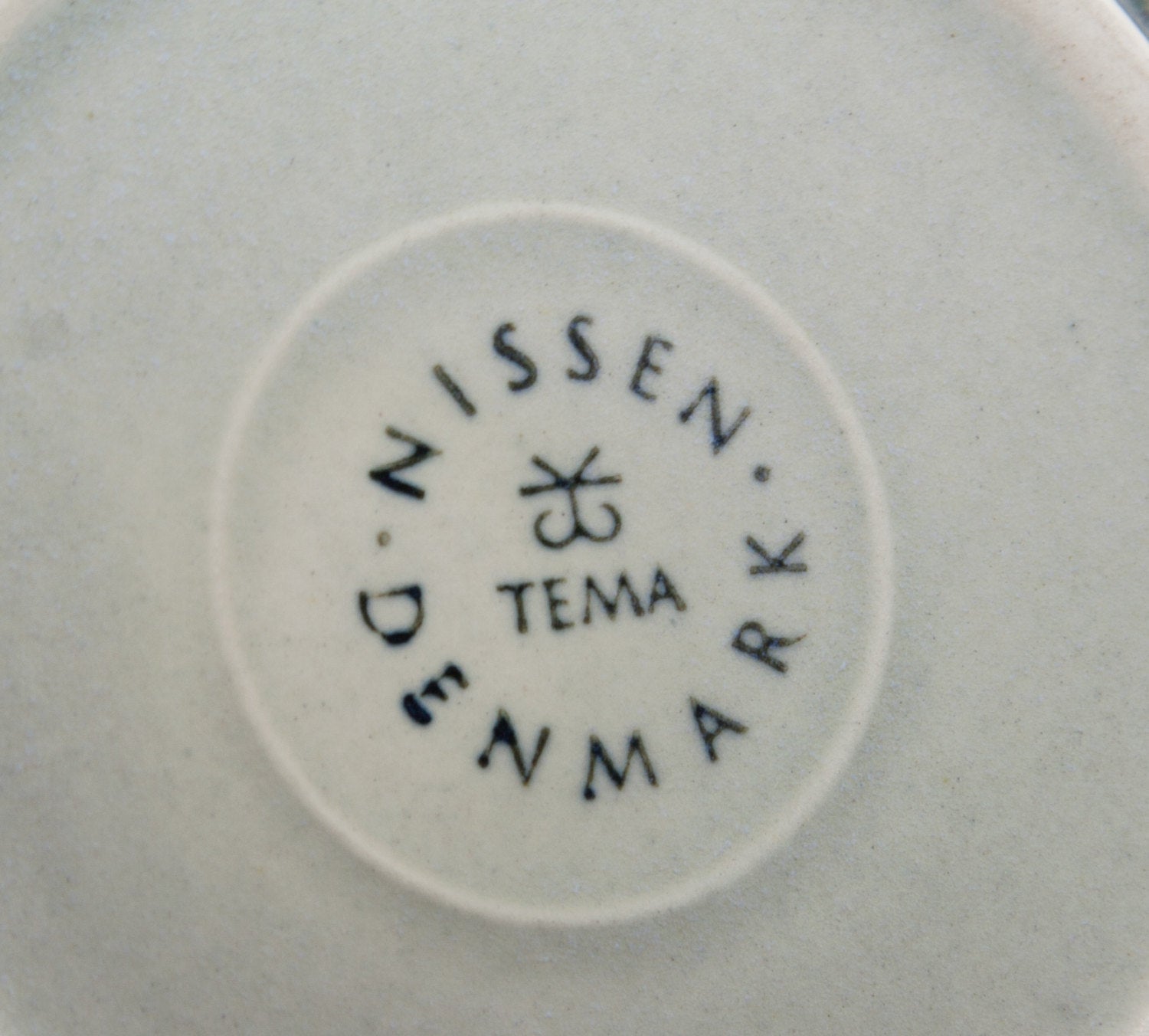 Nissen JENS HARALD QUISTGAARD Tableware TEMA Porcelain Coffee Pot Mollaris.com 