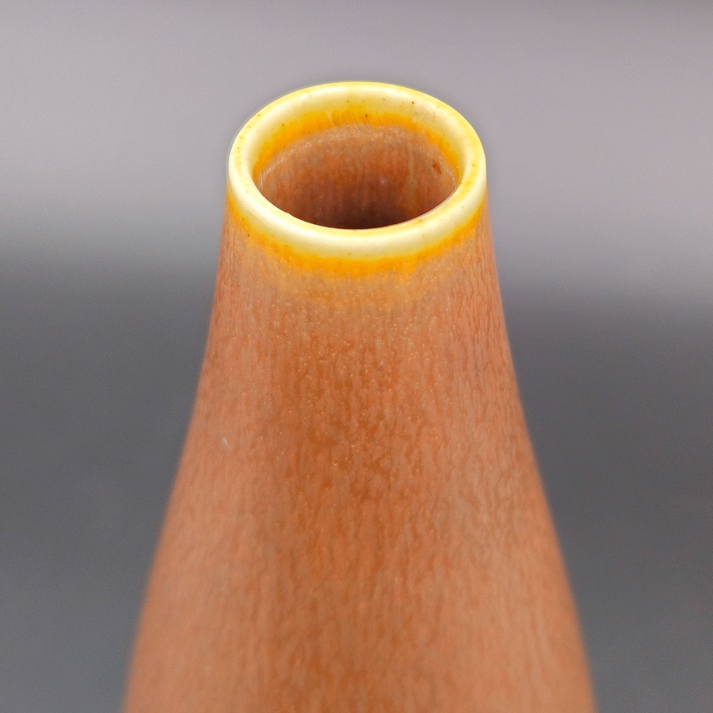 PER LINNEMANN SCHMIDT PALSHUS DARK BROWN HAREFUR GLAZED TORPEDO STONEWARE VASE | 20TH CENTURY Mollaris.com 