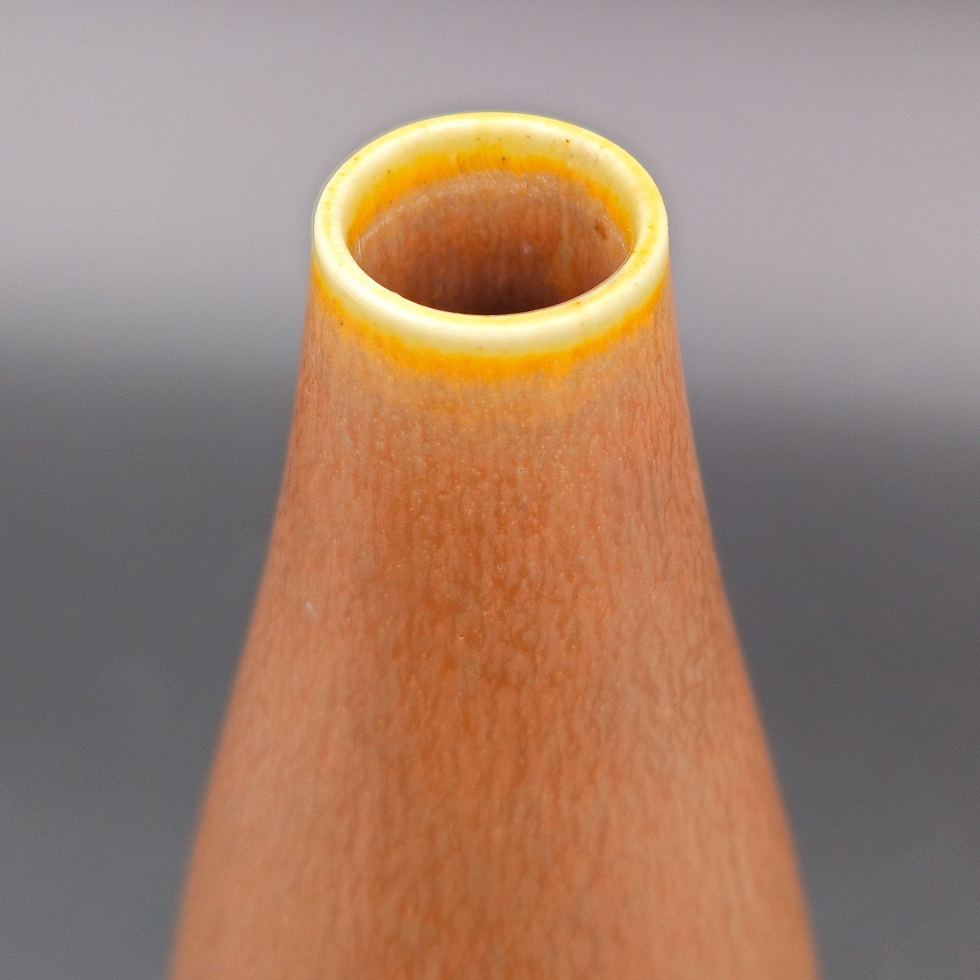 PER LINNEMANN SCHMIDT PALSHUS DARK BROWN HAREFUR GLAZED TORPEDO STONEWARE VASE | 20TH CENTURY Mollaris.com 