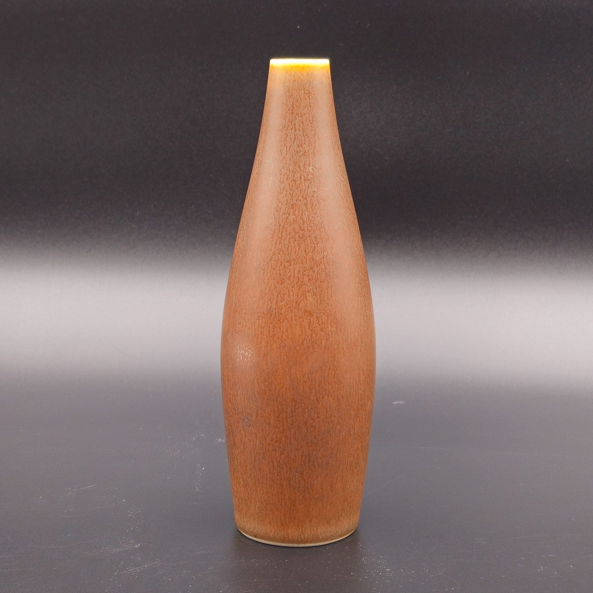 PER LINNEMANN SCHMIDT PALSHUS DARK BROWN HAREFUR GLAZED TORPEDO STONEWARE VASE | 20TH CENTURY Mollaris.com 