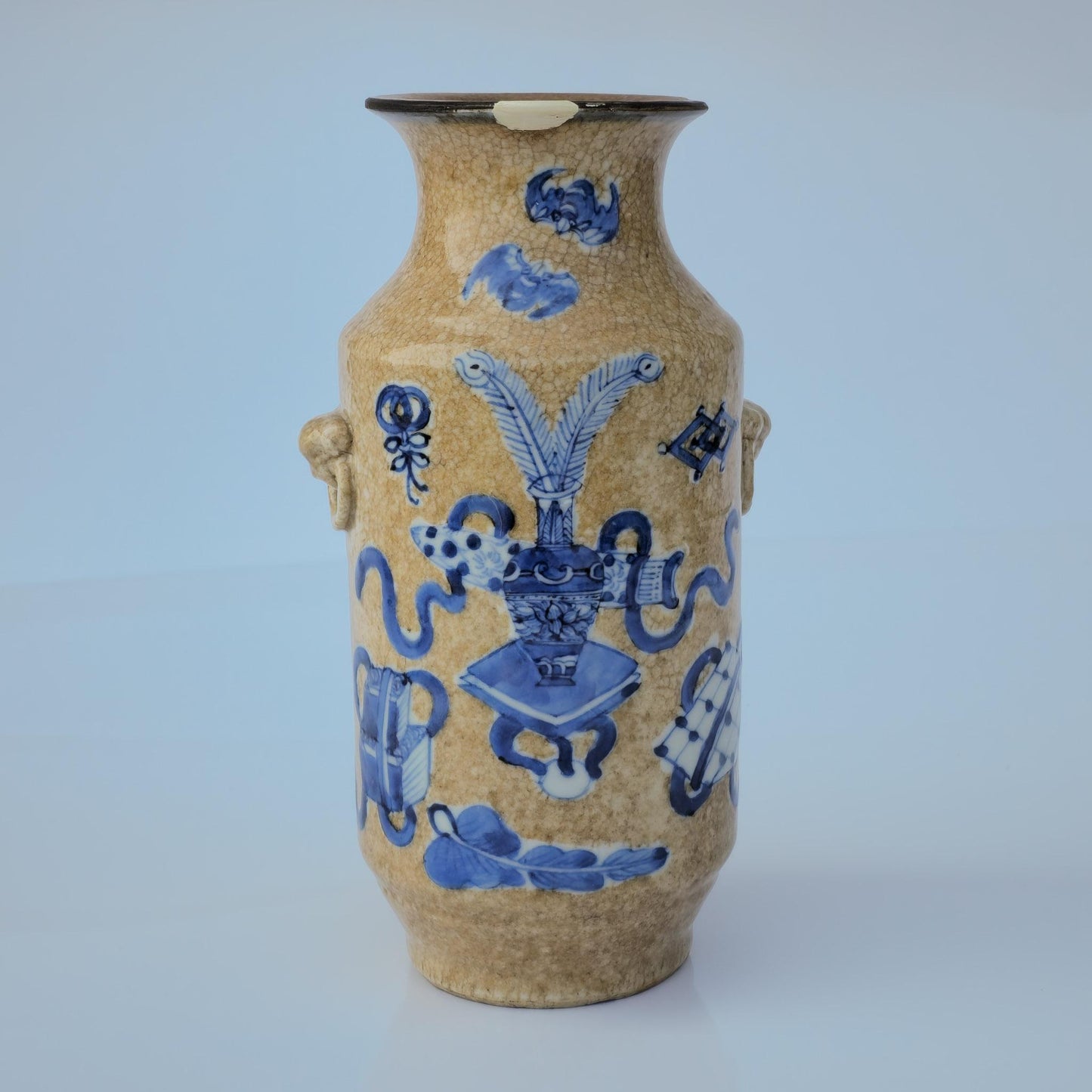 Chinese 19thC. Blue and White Café au lait Crackle Ground Glaze Porcelain Vase Qing
