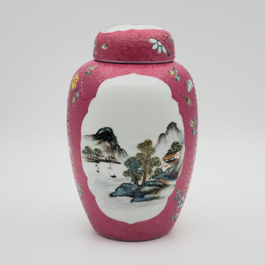 AN EXCEPTIONAL CHINESE FAMILLE ROSE LANDSCAPE INCISED RUBY GROUND LIDDED JAR | LATE REPUBLIC PERIOD, MID 20TH CENTURY