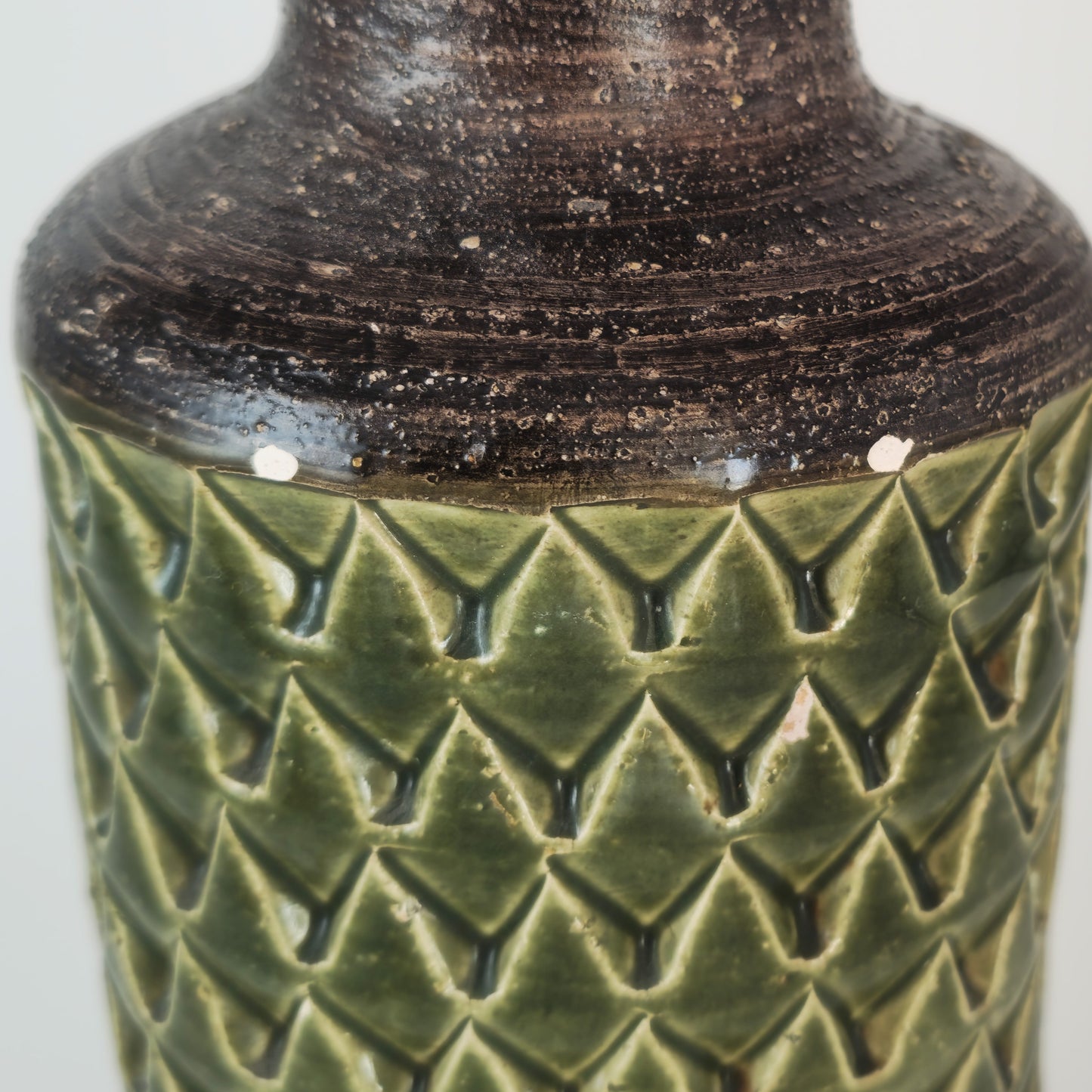 BITOSSI ALDO LONDI GREEN GLAZED CERAMIC TABLE LAMP | MID 20TH CENTURY