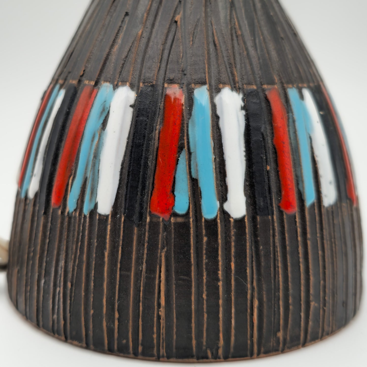 FRATELLI FANCIULLACCI COLORFUL GEOMETRIC SGRAFFITO CERAMIC TABLE LAMP | MID 20TH CENTURY