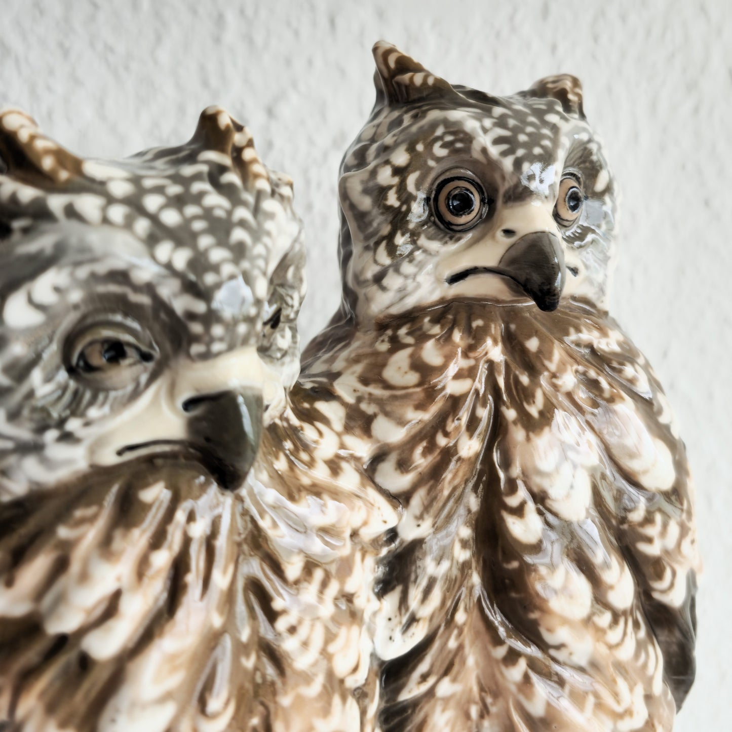 AMPHORA PAIR OF OWLETS PORCELAIN SCULPTURE | EARLY 20TH CENTURY