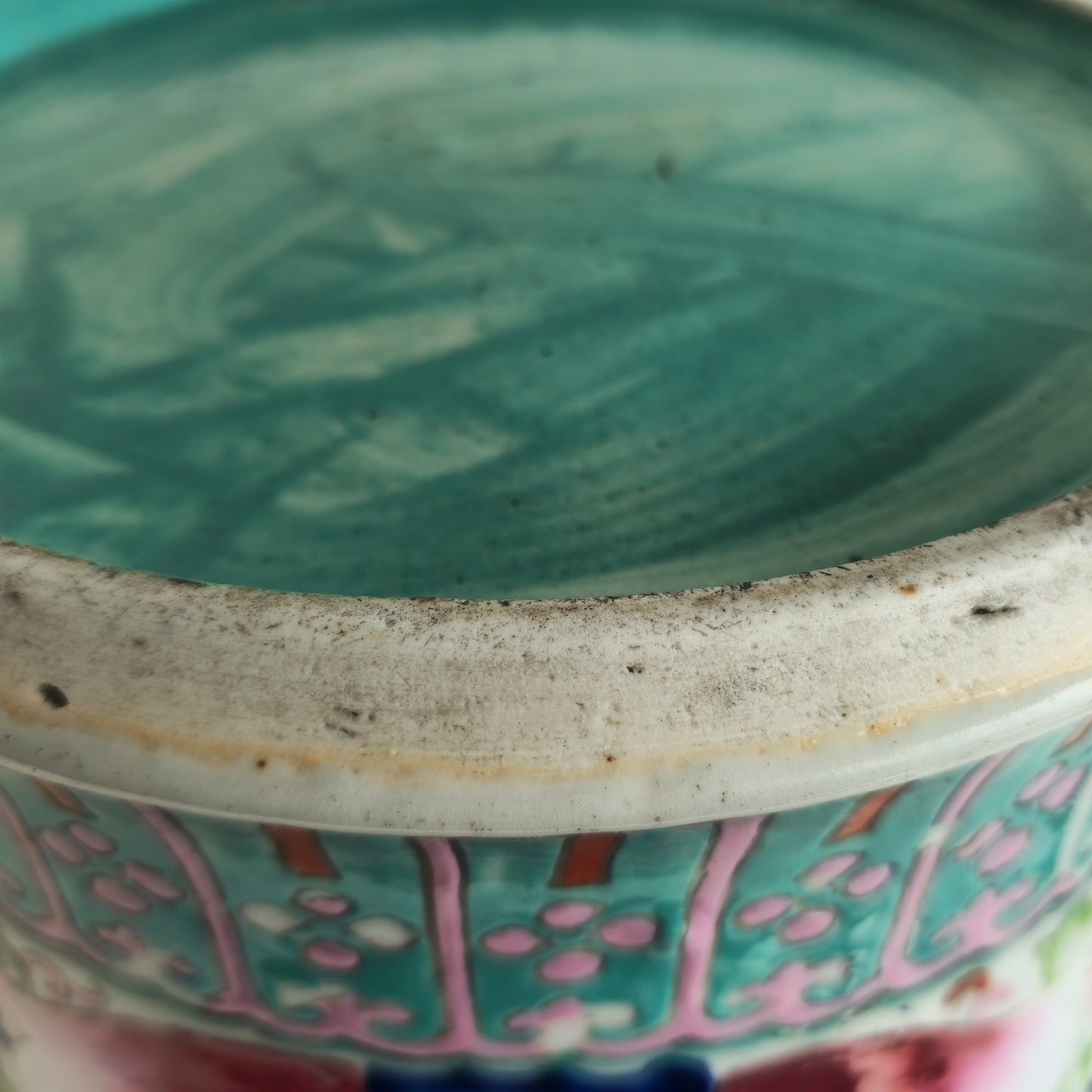 A CHINESE FAMILLE ROSE 'SHUANGXI' PORCELAIN BALUSTER JAR | LATE 19TH CENTURY