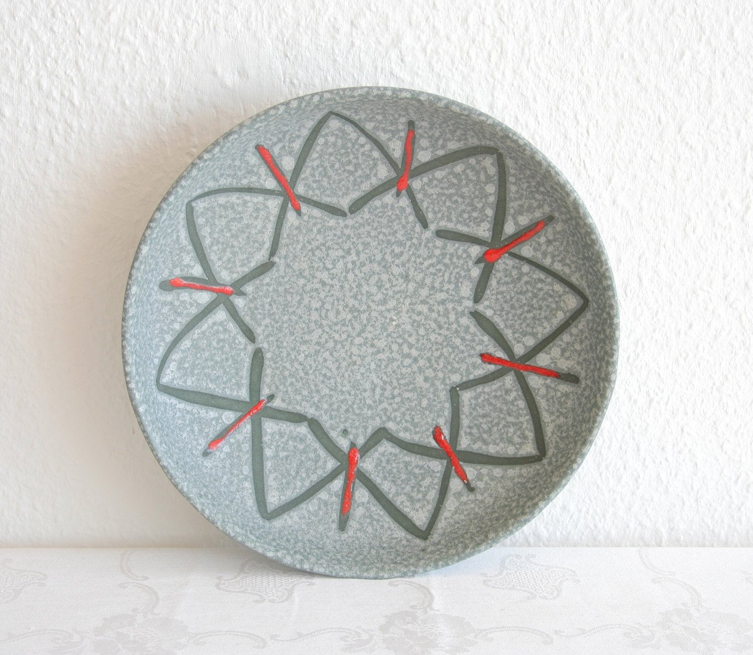 SCHEURICH Large Star Decorated Fat Lava Ceramic Bowl Mollaris.com 