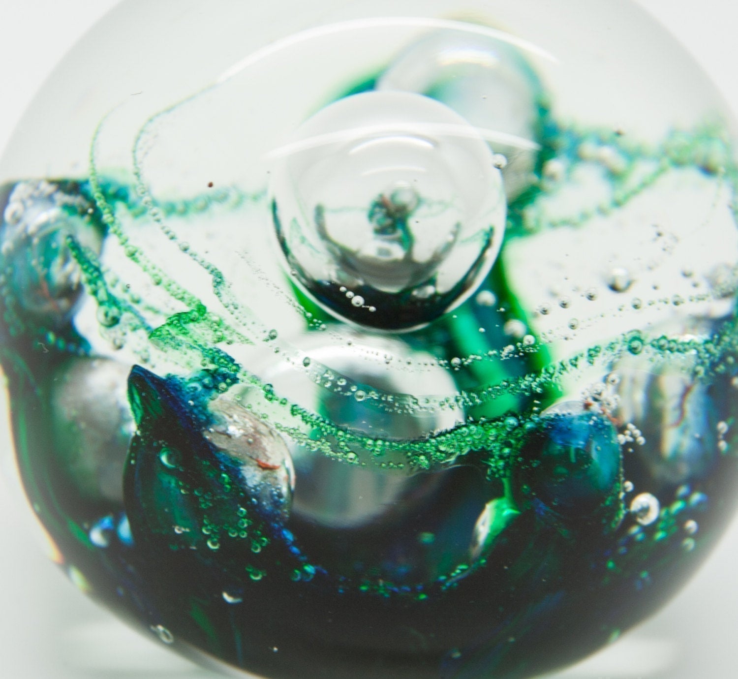 SELKIRK Studio ELECTRA Swirls Bubbles Glass Paperweight Mollaris.com 