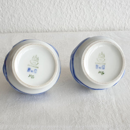 2 x Bing & Grøndahl EFFIE HEGERMANN-LINDENCRONE Art Nouveau Molded Floral Porcelain Vases Mollaris.com 