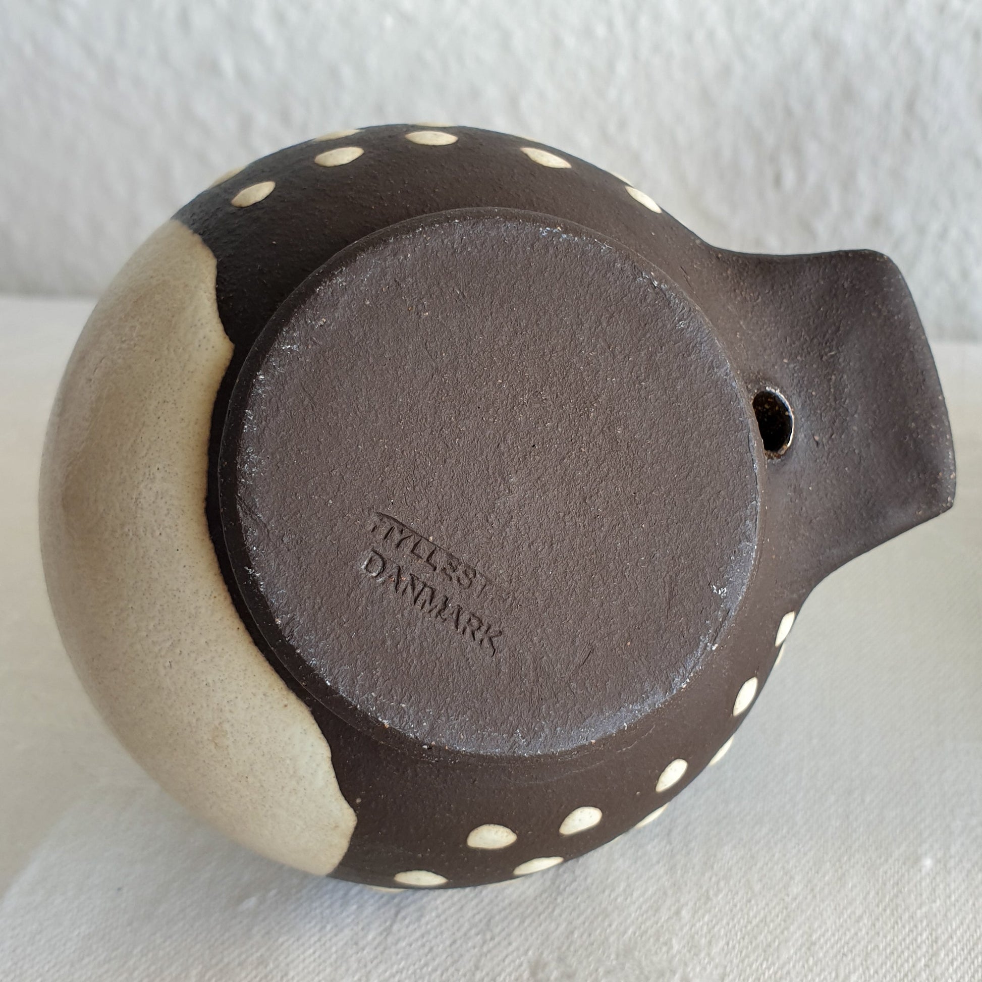 2 x HYLLESTED Holger Jensen Spotted Round Bird Studio Stoneware Figurine Mollaris.com 
