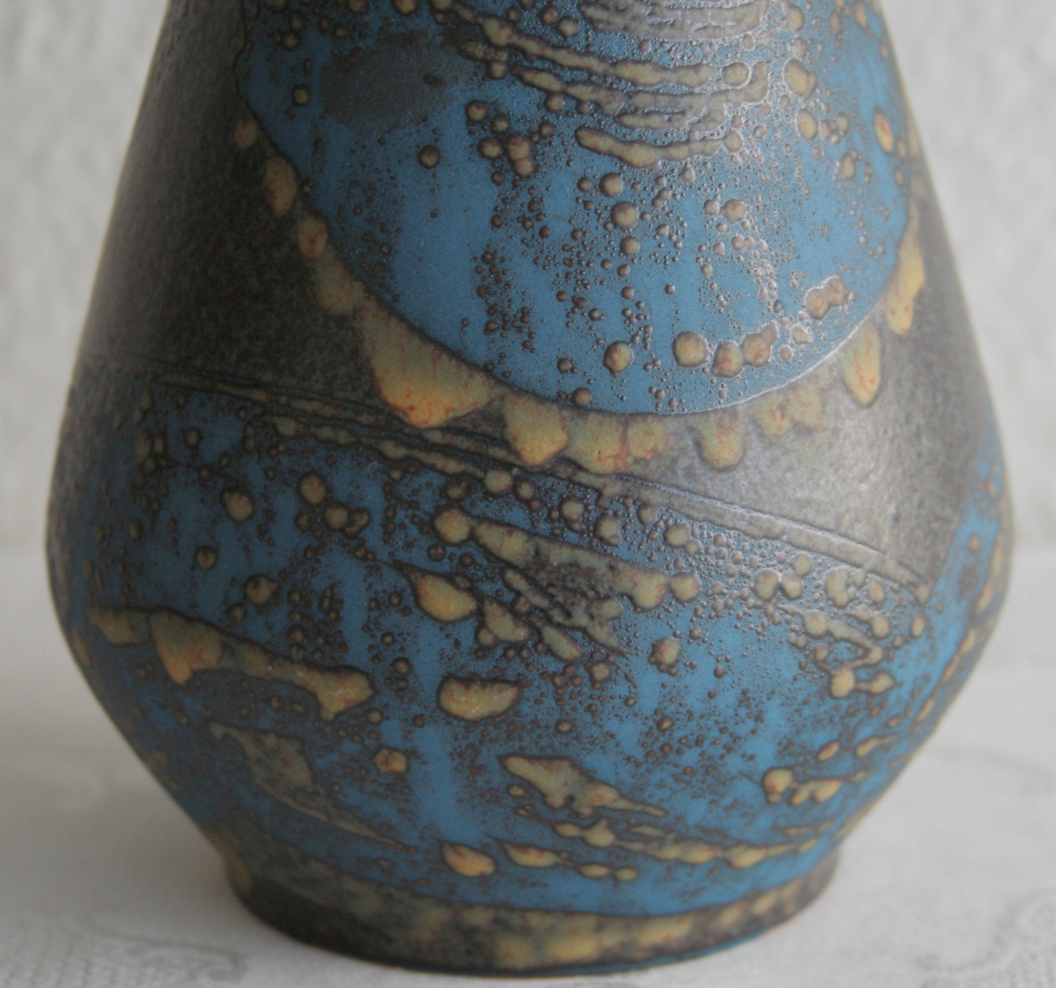 CARSTENS Ankara Inspired Stoneware Vase Mollaris.com 
