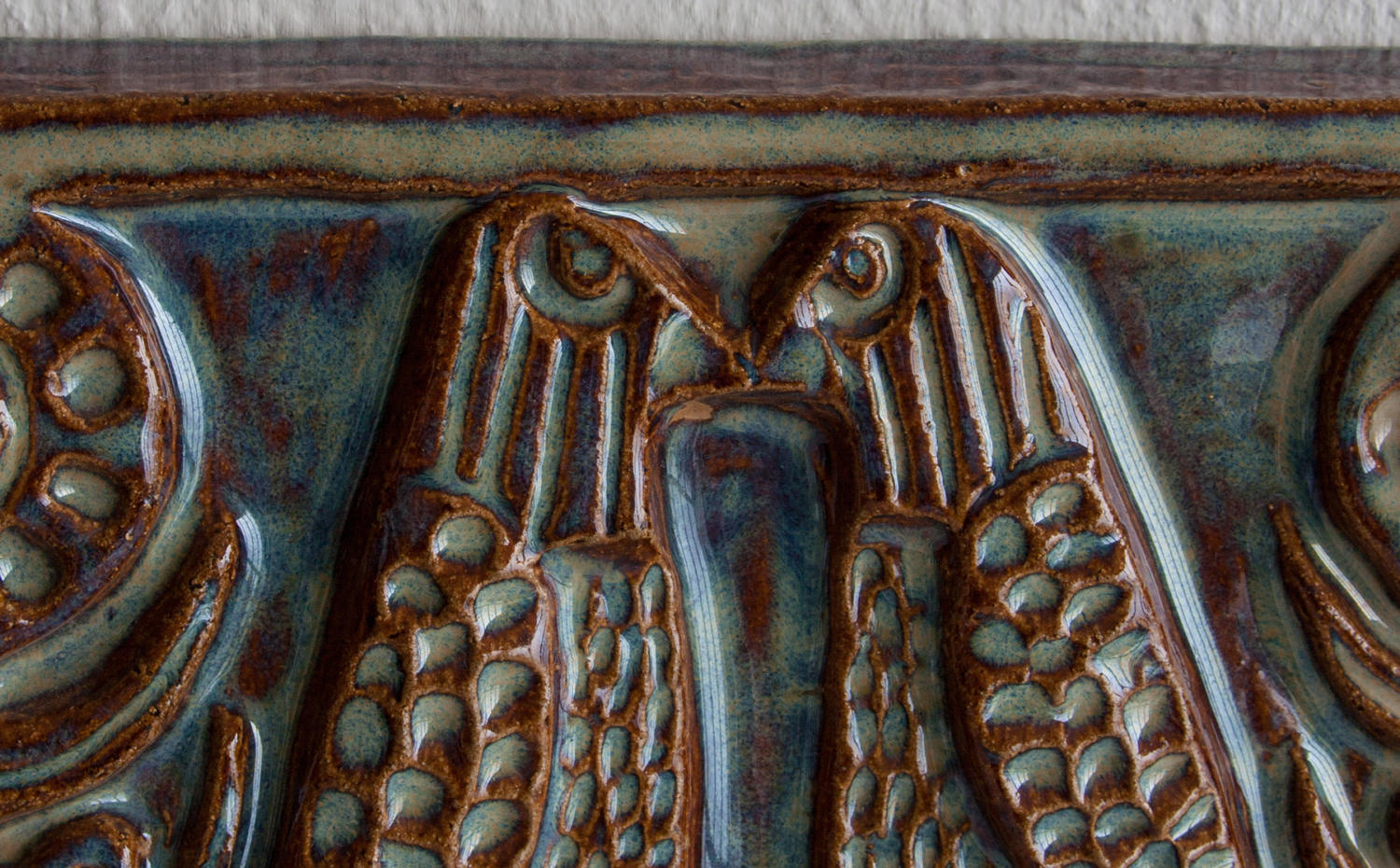 GERD HIORT PETERSEN Søholm Birds & Flowers Stoneware Wall Plaque Mollaris.com 