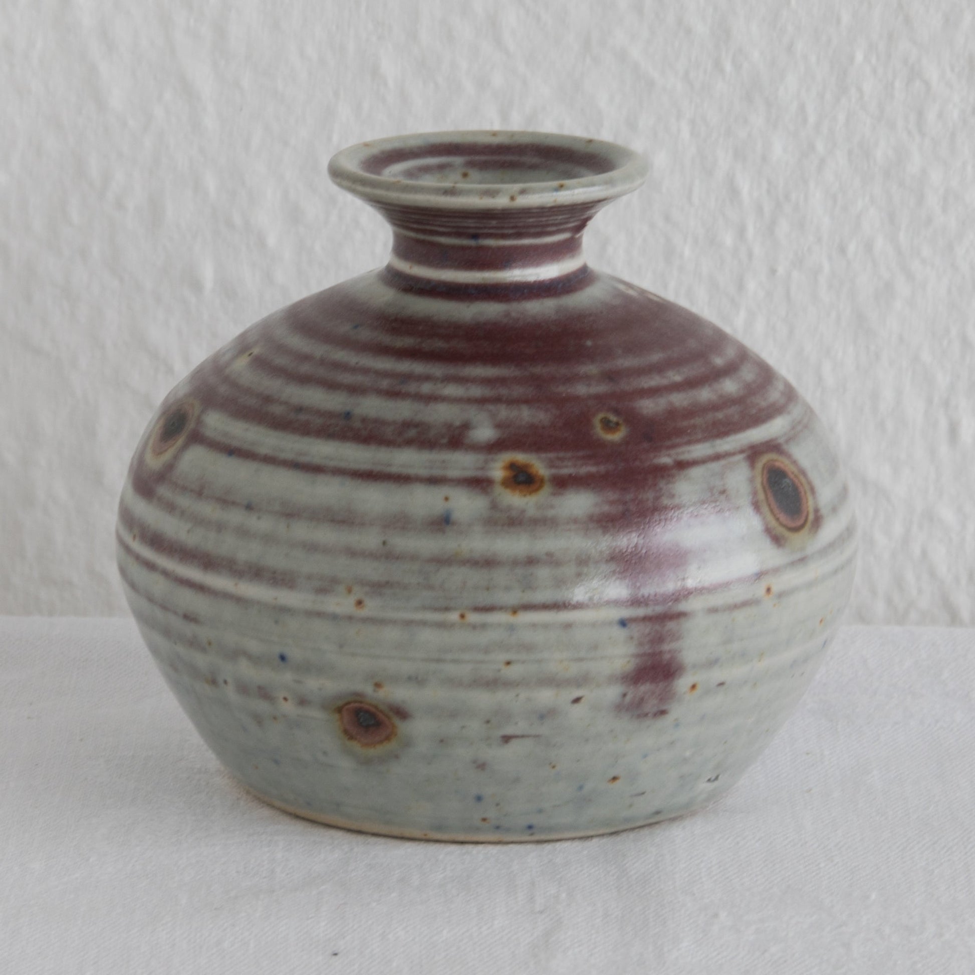 GERDA ØSTERGAARD Small Beige Red Glazed Stoneware Vase Mollaris.com 