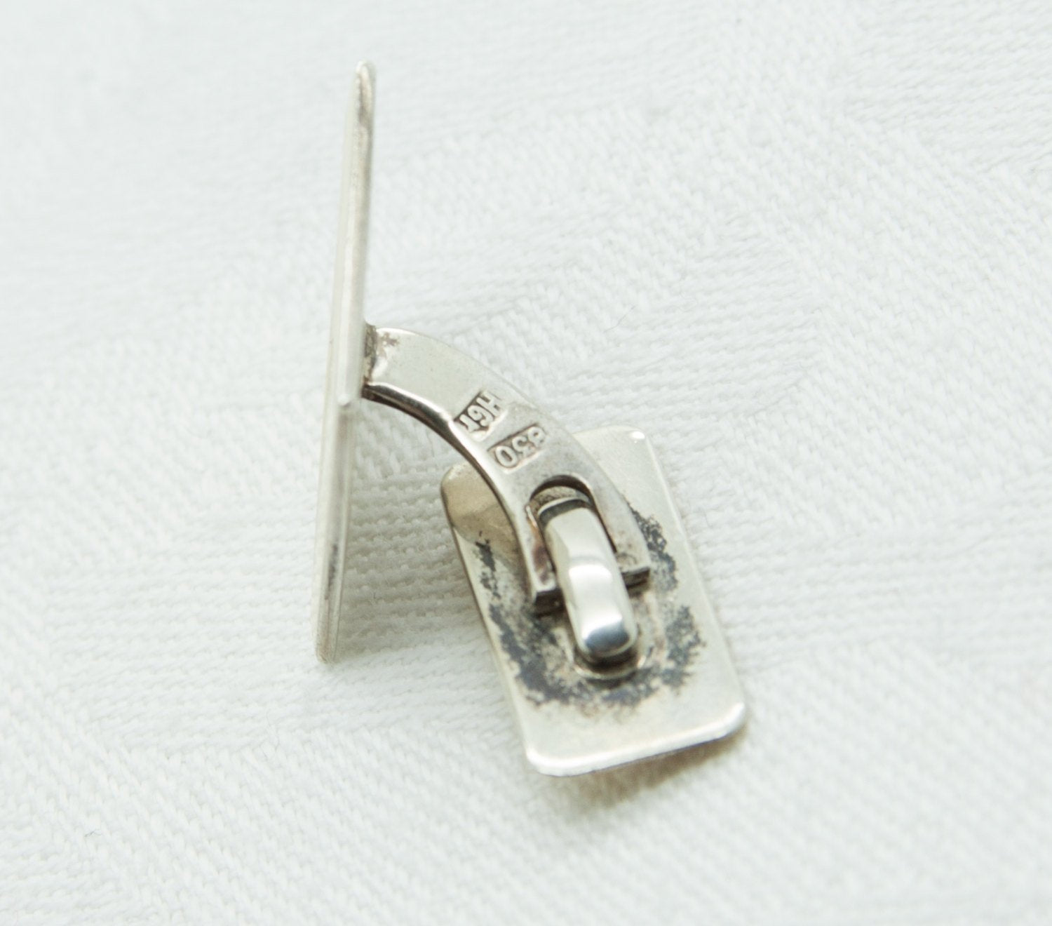 HUGO GRÜN Modernist Gold-Plated Solid Silver (830S) Cufflinks Mollaris.com 