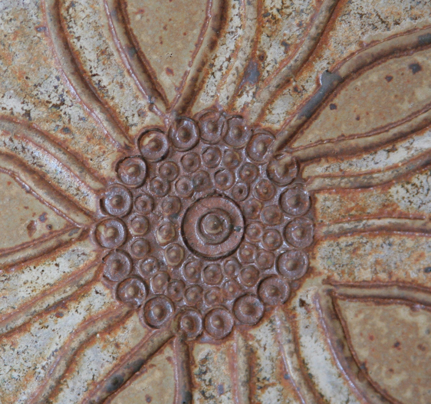 METTE LØKKE STIIL Studio Large Organic Flower Patterned Stoneware Fruit Bowl Mollaris.com 