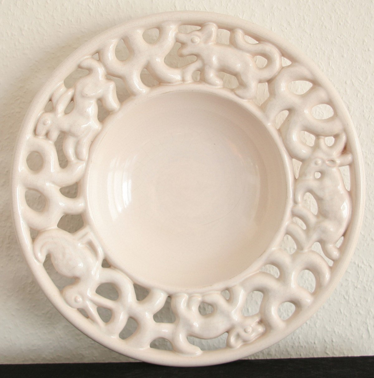 MICHAEL ANDERSEN Large White Glazed Openwork Stoneware Bowl Dish Mollaris.com 