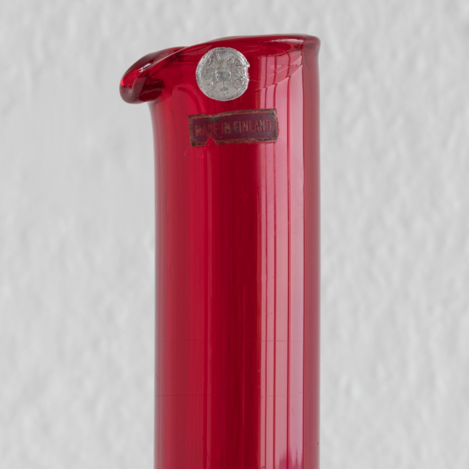 NANNY STILL Riihimäen Lasi Oy Koristepullo Ruby Red Glass Vase Mollaris.com 