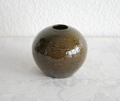 NITTSJÖ Round Ceramic Vase Mollaris.com 