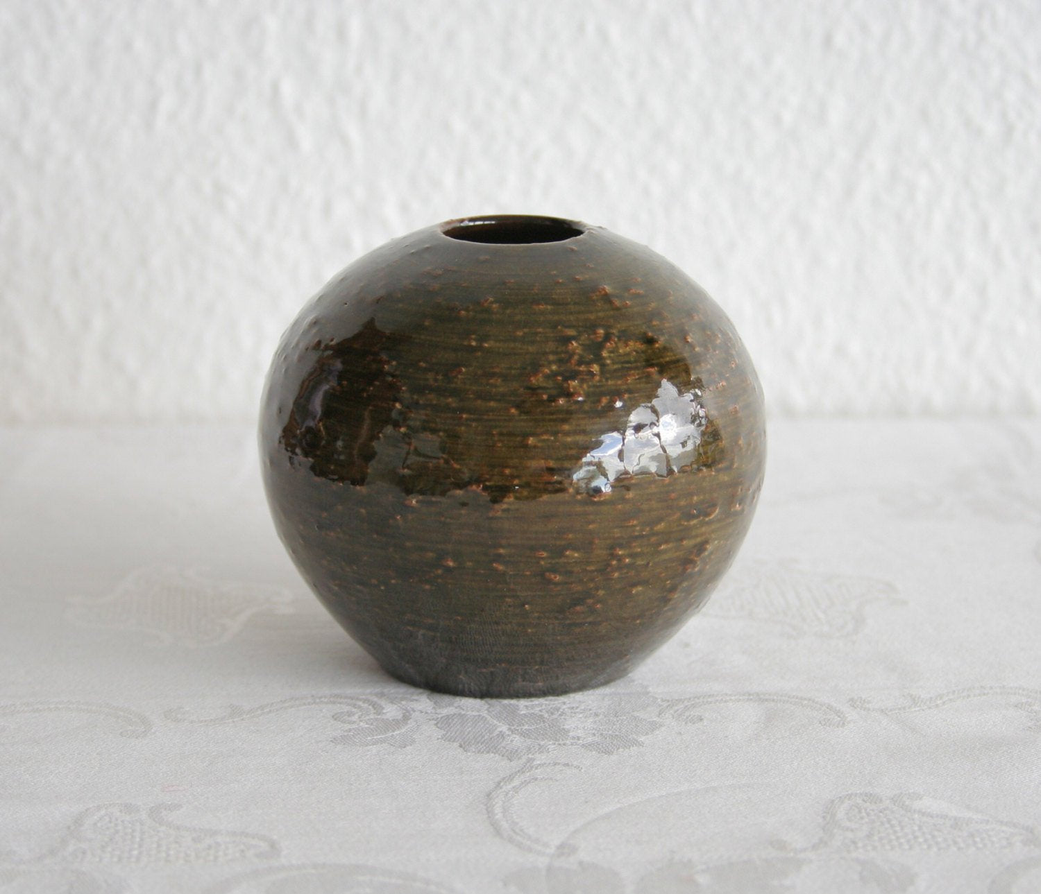 NITTSJÖ Round Ceramic Vase Mollaris.com 