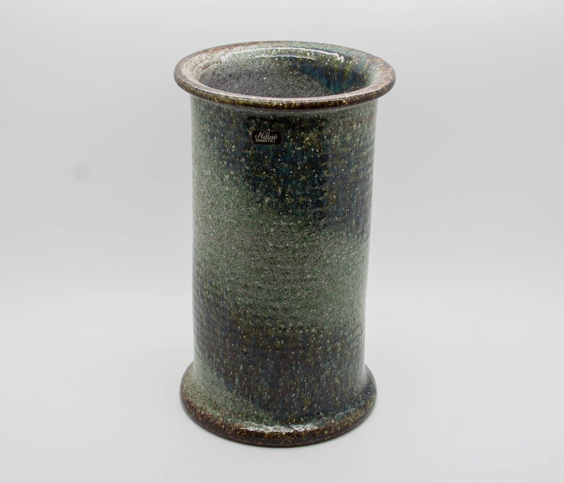 NITTSJÖ Large Cylindrical Ceramic Vase Mollaris.com 