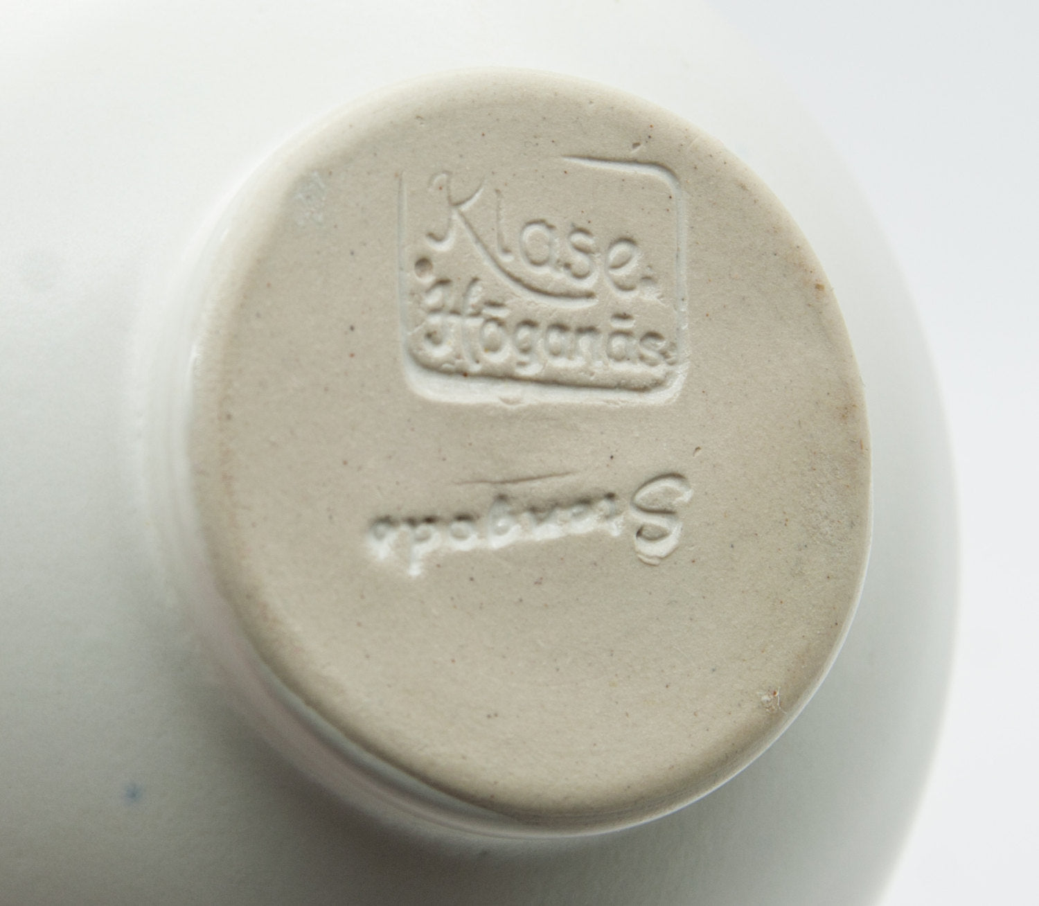 OTTO KLAESSON Höganäs Specled White Glazed Stoneware Vase Mollaris.com 