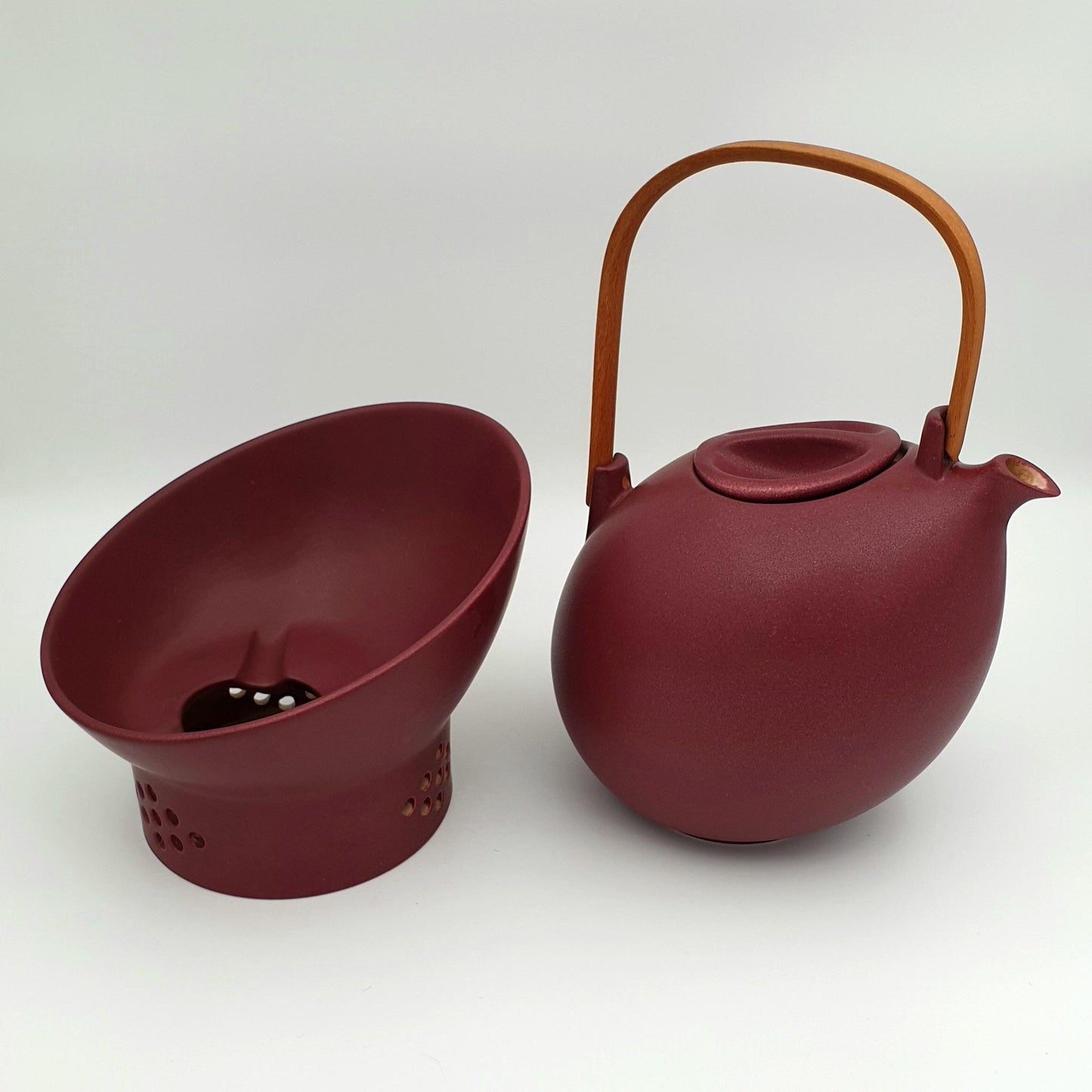 PER REHFELDT Søholm Tableware Dusty Burgundy Red ÅBO Ceramic Teapot set Mollaris.com 