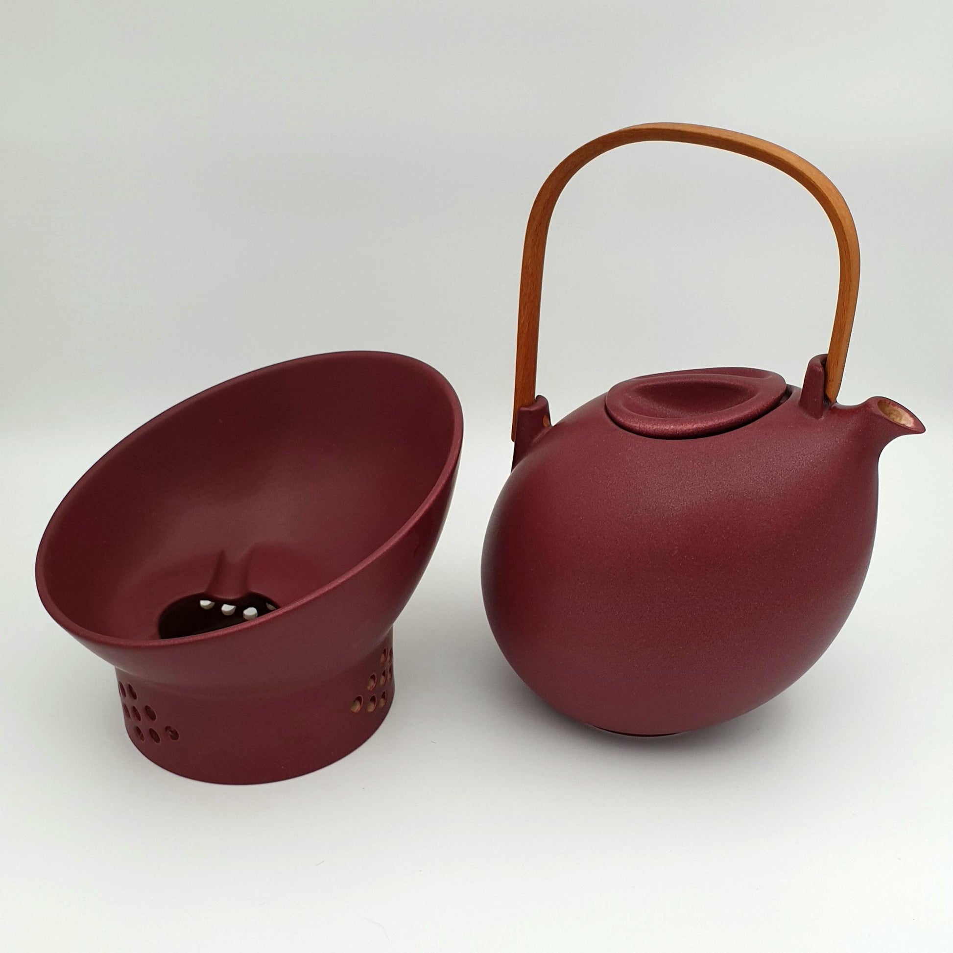 PER REHFELDT Søholm Tableware Dusty Burgundy Red ÅBO Ceramic Teapot set Mollaris.com 
