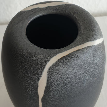 WÜRTZ Ceramics Contemporary Grey-Patterned Glazed Stoneware Vase Mollaris.com 