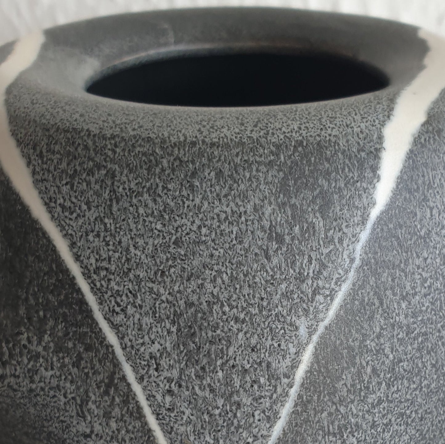 WÜRTZ Ceramics Contemporary Grey-Patterned Glazed Stoneware Vase Mollaris.com 